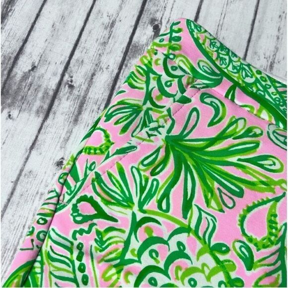 Lilly Pulitzer Darci Knit Shorts Fins and Flippers - Picture 5 of 11